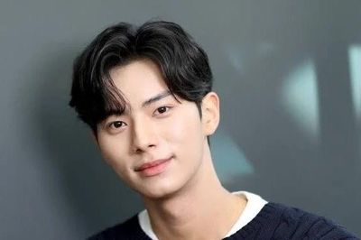 Lee Chae Min: 'Thử thách và đồng cảm là phương thức tôi lựa chọn kịch bản'