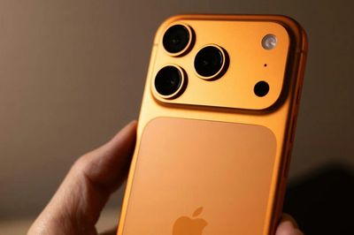 iPhone 18 Pro Max lộ diện màu pha trộn táo bạo chưa từng có