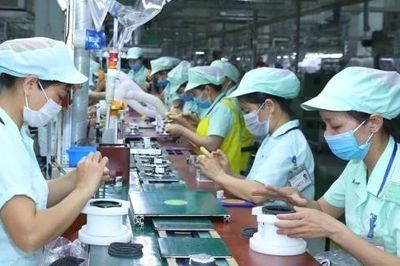 FDI thế hệ mới gõ cửa: Việt Nam không thể mãi làm gia công giá rẻ