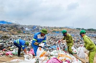 Áp lực rác thải: Bài toán môi trường của Thủ đô