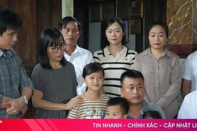 Chương trình 'Vòng tay nhân ái': Trao hơn 235 triệu đồng cho 3 hoàn cảnh khó khăn