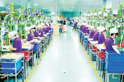Bài 2: Hóa giải 'điểm nghẽn', đưa các khu kinh tế bứt phá