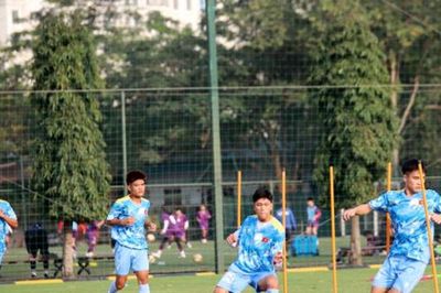 HLV Yutaka Ikeuchi triệu tập 41 cầu thủ U19 Việt Nam: Dấu ấn từ lò Huesca Tây Ban Nha