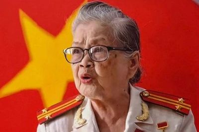 Gặp nữ Anh hùng được mệnh danh 'Con sóc nhỏ' trước giờ... 'truyền lửa'