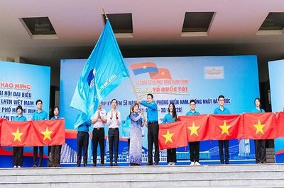 Thành phố Hồ Chí Minh phát động hành trình 'Tôi yêu Tổ quốc tôi'