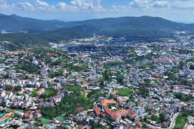 Hào khí 30/4 - mạch nguồn tiếp nối hôm nay