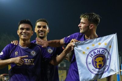 Đánh bại SHB Đà Nẵng trên sân nhà, Hà Nội FC tạm vươn lên top 3 V.League 2025/26