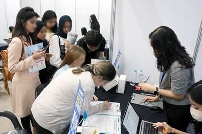 Hàn Quốc vận hành Trung tâm hỗ trợ du học sinh toàn cầu Seoul