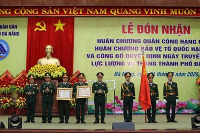 Lực lượng vũ trang TP Đà Nẵng đón nhận Huân chương Quân công hạng Nhất