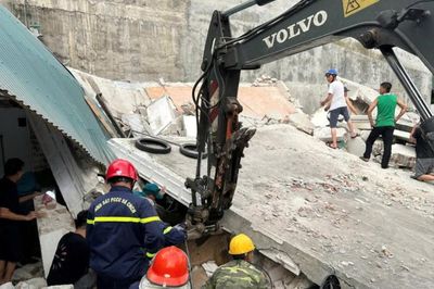 Hé lộ nguyên nhân vụ sập nhà khiến 1 người chết, 2 người bị thương ở Quảng Ninh