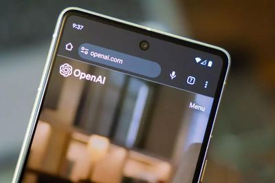 Giải mã smartphone AI của OpenAI: Cấu hình NPU kép và tham vọng thay thế ứng dụng truyền thống