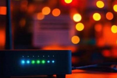 Đèn router Wi-Fi nháy xanh liên tục? Liệu có ai đang 'xài chùa' Wi-Fi?