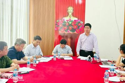 Đoàn kiểm tra liên ngành kiểm tra đột xuất an toàn thực phẩm tại Phước Tân