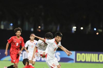 U17 Việt Nam hạ Yemen 1-0: Khoảnh khắc tỏa sáng của Đậu Quang Hưng và ngôi đầu bảng xứng đáng