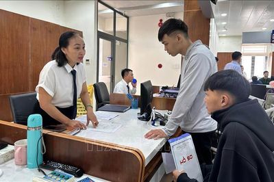 Không để cán bộ yếu cản trở sự phát triển