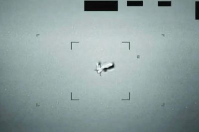 Lầu Năm Góc giải mật nhiều hồ sơ về UFO