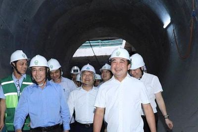 Bí thư Thành ủy Hà Nội Trần Đức Thắng kiểm tra thực địa dự án đường sắt đô thị Nhổn - Ga Hà Nội