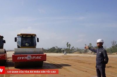 Gia Lai làm đường phục vụ thi công sân bay Phù Cát