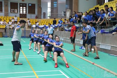 Ngày thi đấu thứ tư Đại hội TDTT tỉnh lần thứ XII: Sôi nổi các môn thể thao truyền thống