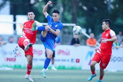HPL-S13 khởi tranh: Cơn sốt bóng đá 7 người trở lại