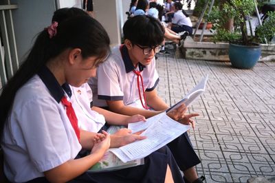 Học sinh TP.HCM 'chạy nước rút' tranh suất vào lớp 10