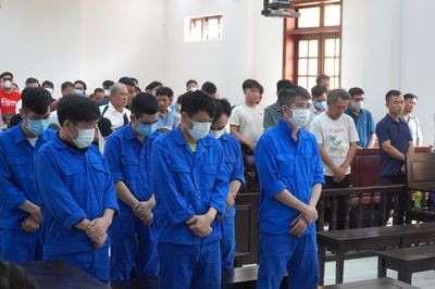 Tòa tuyên án sơ thẩm giai đoạn 2 vụ án buôn lậu hơn 200 triệu lít xăng
