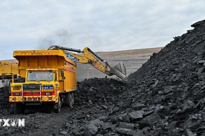 Căng thẳng địa chính trị 'đốt lên' những lò than tưởng đã nguội