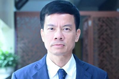 Chân dung 2 tân phó chủ tịch UBND TP Hà Nội