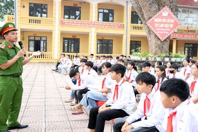 Trang bị kỹ năng phòng, chống tai nạn thương tích và đuối nước cho học sinh