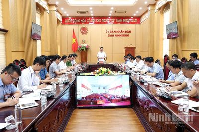 Kiểm tra tiến độ công tác đo đạc, lập bản đồ, hồ sơ địa chính và hoàn thiện cơ sở dữ liệu quốc gia về đất đai