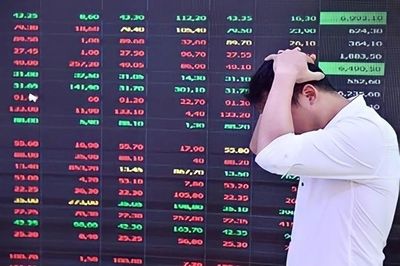 Áp lực bán trên diện rộng, VN-Index giảm gần 20 điểm