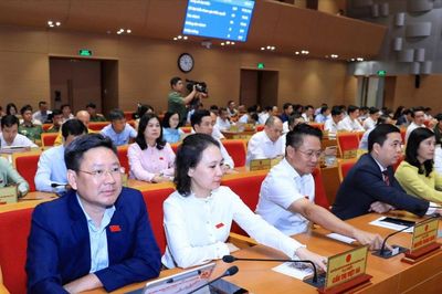Kỳ họp thứ 2, HĐND thành phố Hà Nội Khóa XVII Thông qua dự án xử lý nước thải cho nhiều phường