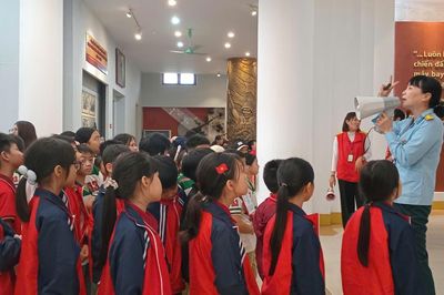 Lịch sử 'lội ngược dòng' trong kỳ thi tốt nghiệp THPT 2026