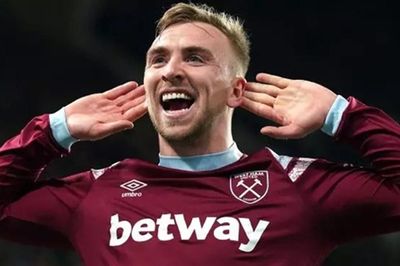 Liverpool cạnh tranh Jarrod Bowen, MU nhắm Ederson và kế hoạch tái thiết 5 tân binh