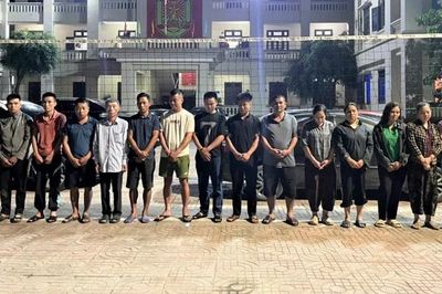 Công an Nghệ An triệt phá sới bạc trong rừng