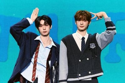 'Bộ đôi mỹ nam Boys II Plane' FLARE U chính thức debut