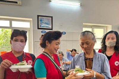 Lan tỏa tinh thần 'tương thân tương ái' trong Tháng Nhân đạo năm 2026