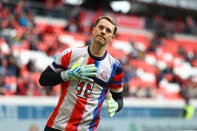 Neuer bất ngờ tái xuất tuyển Đức trước World Cup