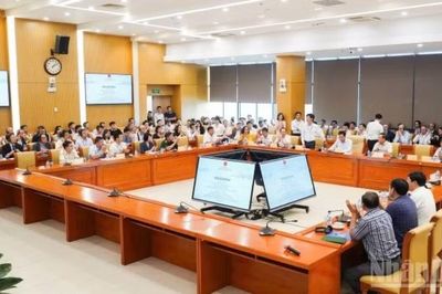 Hơn 80 doanh nghiệp lớn tham gia 'cuộc đua' tư vấn dự án đường sắt tốc độ cao trên trục bắc-nam