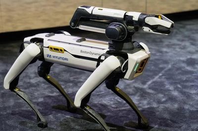 [VIDEO] Hàn Quốc sắp đưa robot ra chiến trường vì thiếu lính trầm trọng