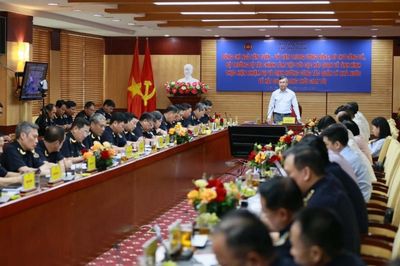 Bộ trưởng Ngô Văn Tuấn: Ngành Hải quan cần tập trung hoàn thiện thể chế, triển khai hiệu quả hải quan số, hải quan thông minh