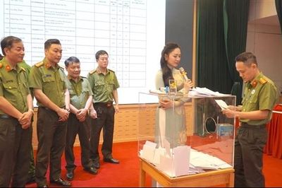 Bộ Công an lần đầu tiên tổ chức cho hơn 200 CBCS bốc thăm nhà ở xã hội