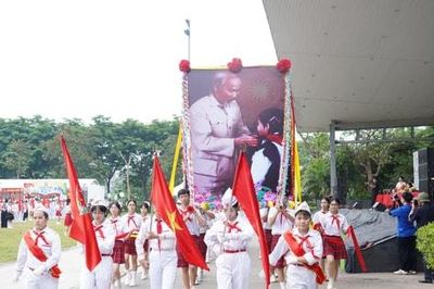 Ngày hội Măng non '85 mùa hoa - Tự hào truyền thống Đội' tại phường Chương Mỹ