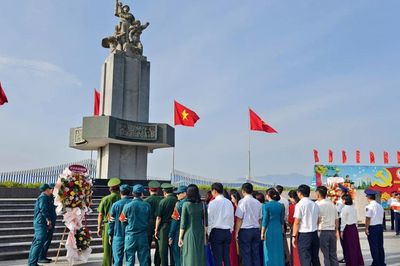 Bộ Tư lệnh Vùng Cảnh sát biển 2: Lan tỏa hơi ấm nghĩa tình tới bà con ngư dân