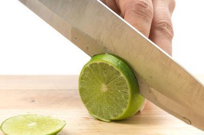 Đừng vội vứt vỏ chanh, bác sĩ chỉ ra công dụng ít ai biết