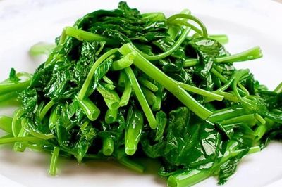 Bí quyết luộc rau xanh mướt, ngon ngọt 'chuẩn' nhà hàng