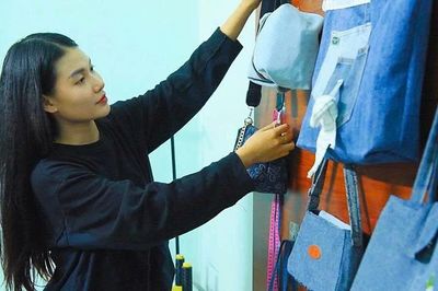 Giới trẻ với xu hướng săn đồ second hand