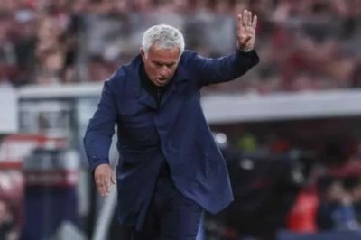 Jose Mourinho chuẩn bị tái xuất Real Madrid: Giải pháp thép cứu vãn cuộc khủng hoảng tại Bernabeu