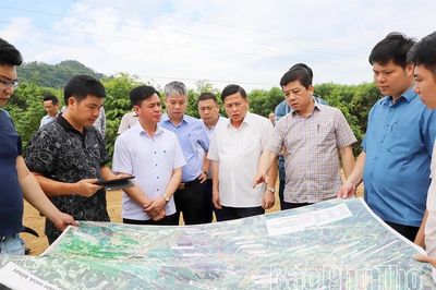 Khơi thông mặt bằng cho các dự án nghìn tỷ: Khâu then chốt để thúc đẩy tăng trưởng
