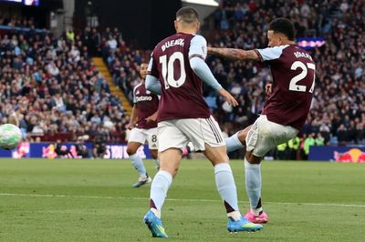 Hạ Liverpool, Aston Villa giành vé dự Champions League